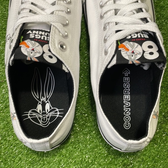 Converse 80th Anniversary Bugs Bunny 🥕 - Picture 11 of 12